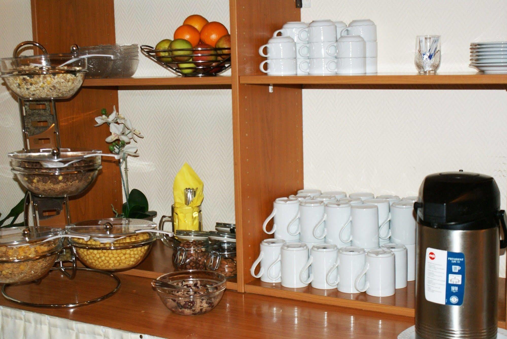 Bahn-hotel Hotel 3*