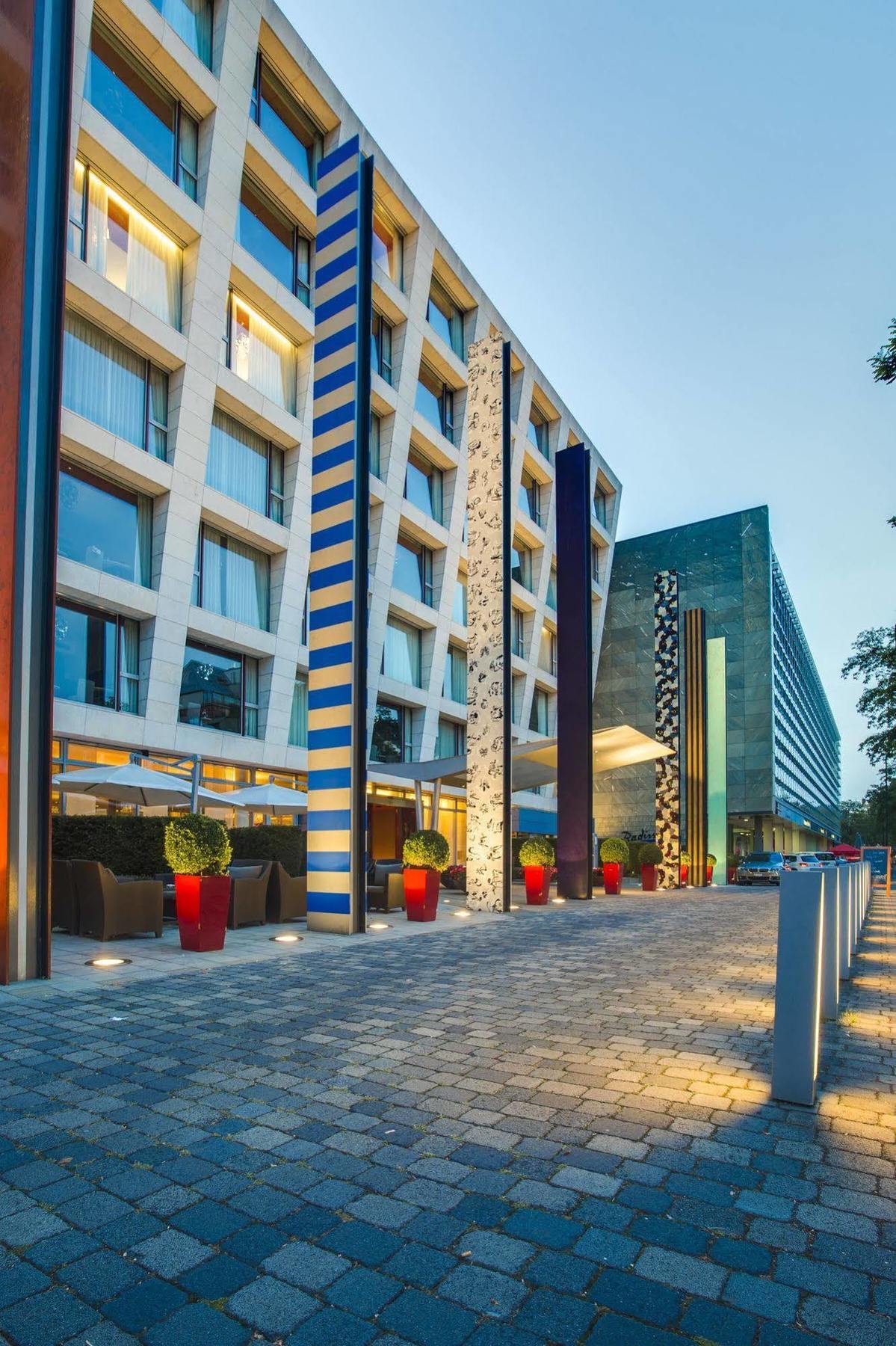 Radisson Blu Media Harbour Hotel, Hotel 4*