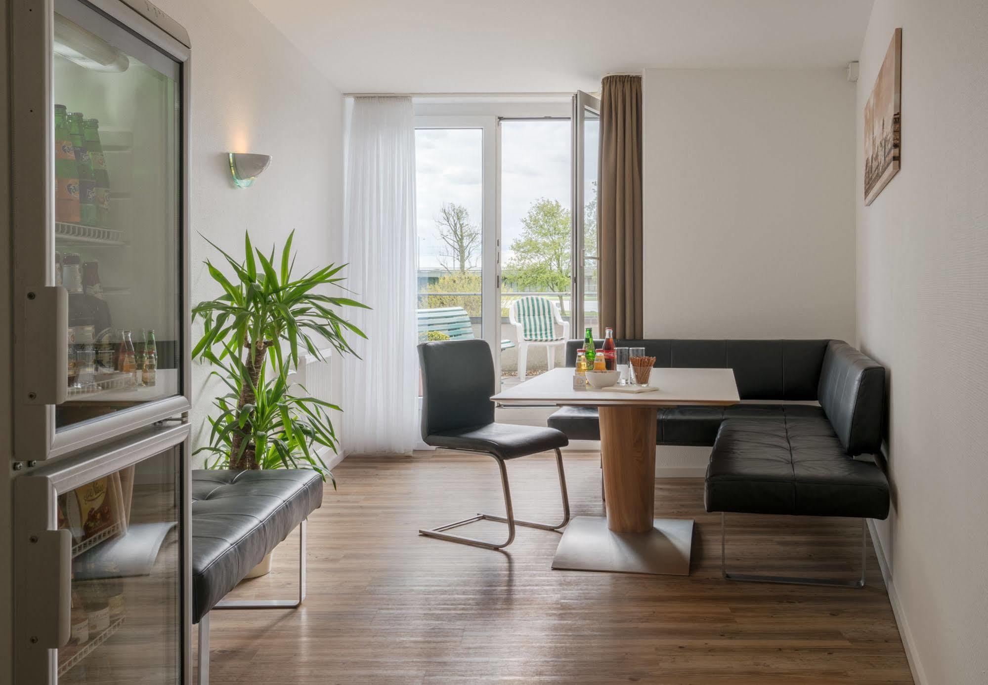 Hotel Chrisma 3*