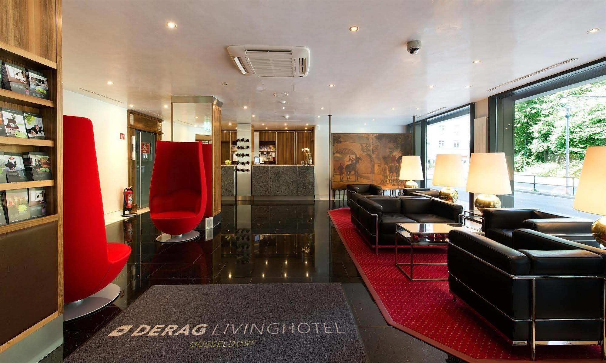 Living Hotel 4*