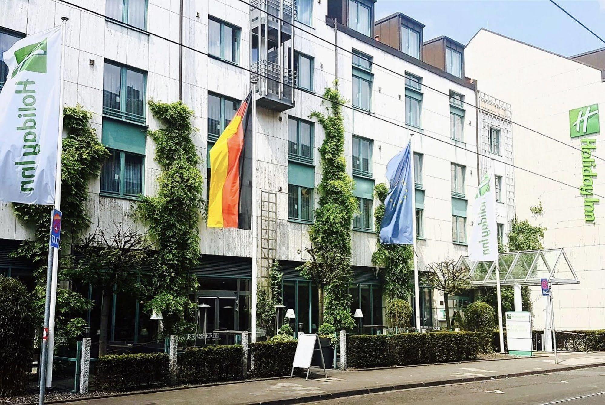 Holiday Hafen, An Ihg 4*