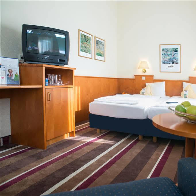 Sure By Western Ambassador Hotel