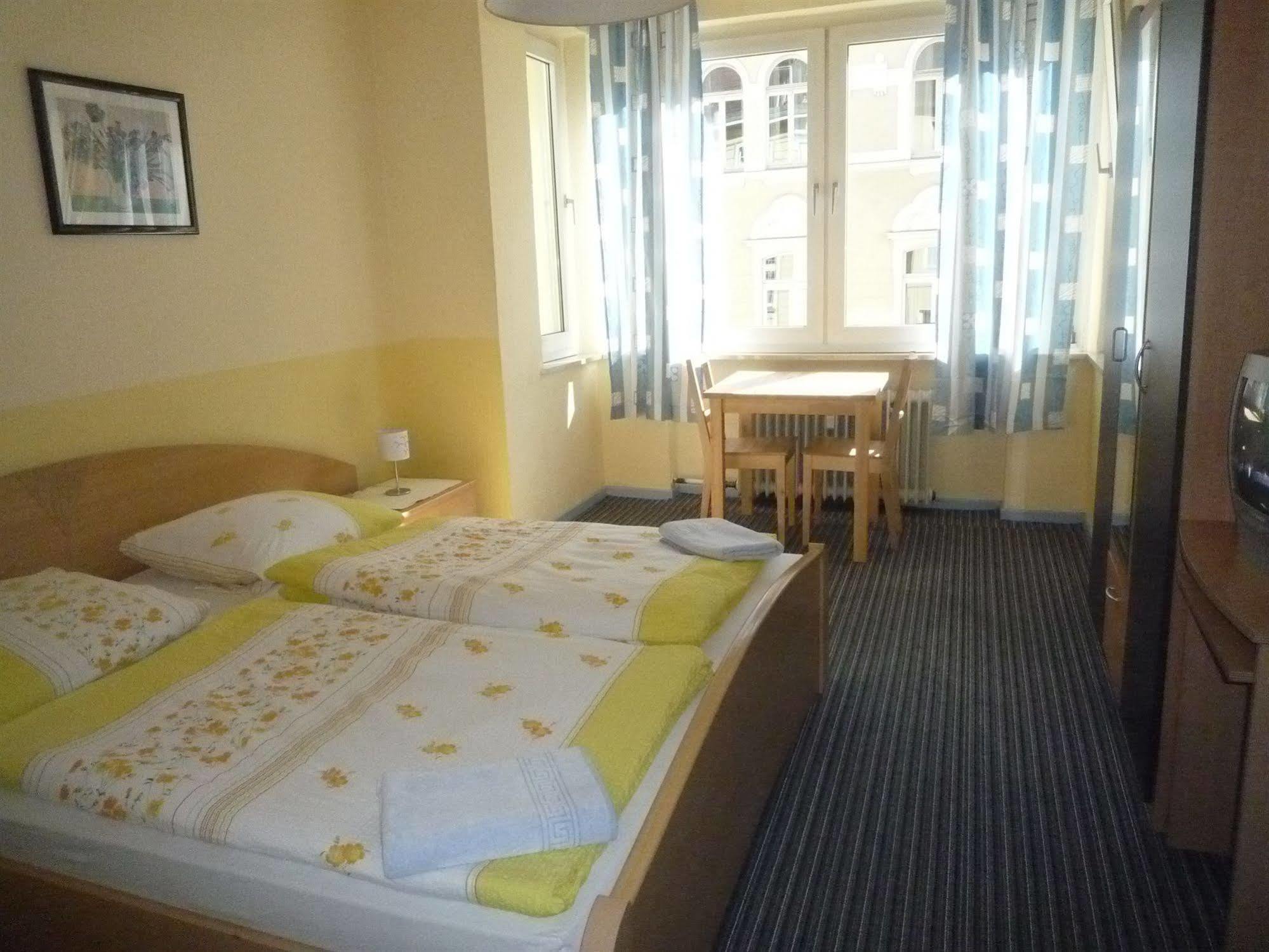 Gaestehaus Grupello Guest house Dusseldorf