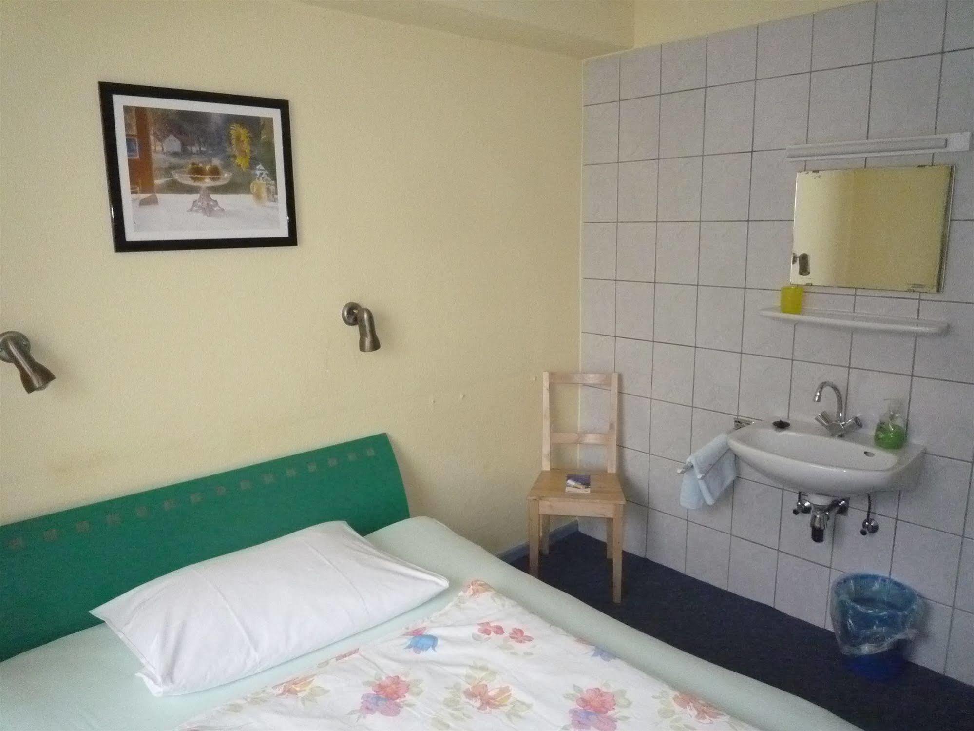 Guest house Gaestehaus Grupello 2*