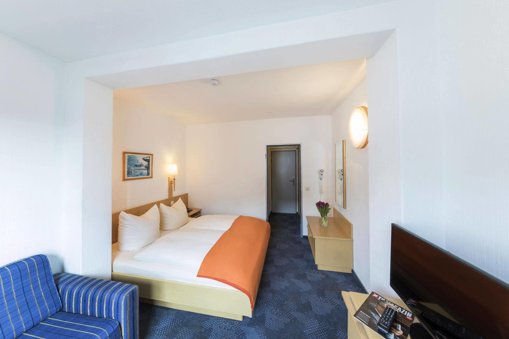 Hansa 3* Dusseldorf