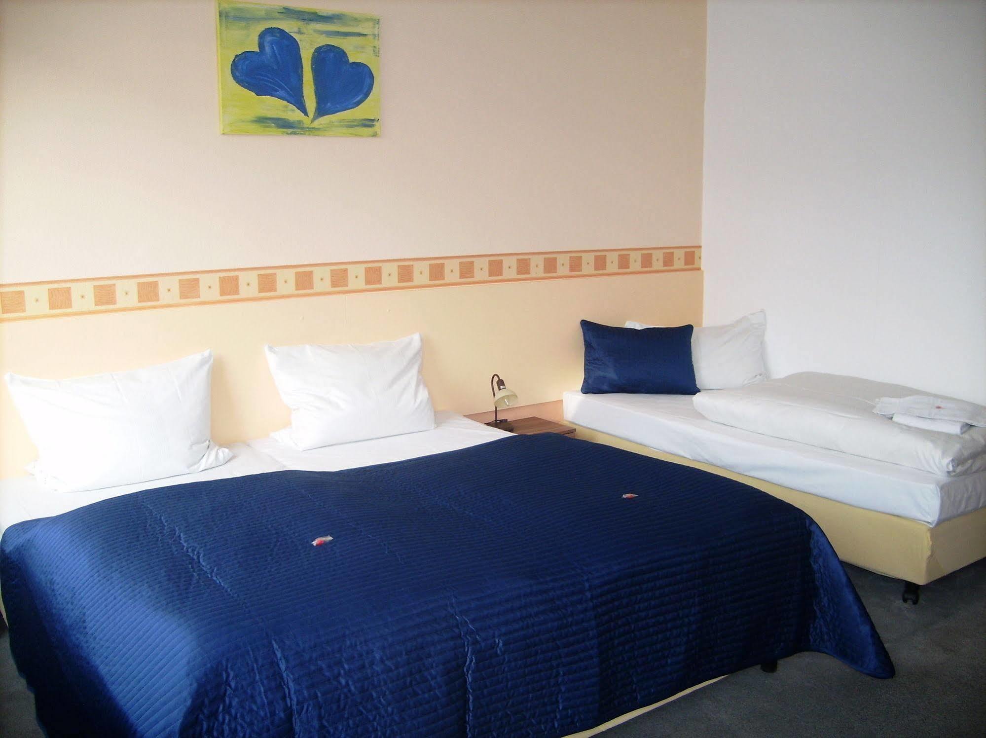 Guest house Eu Centralhotel Im Toennchen