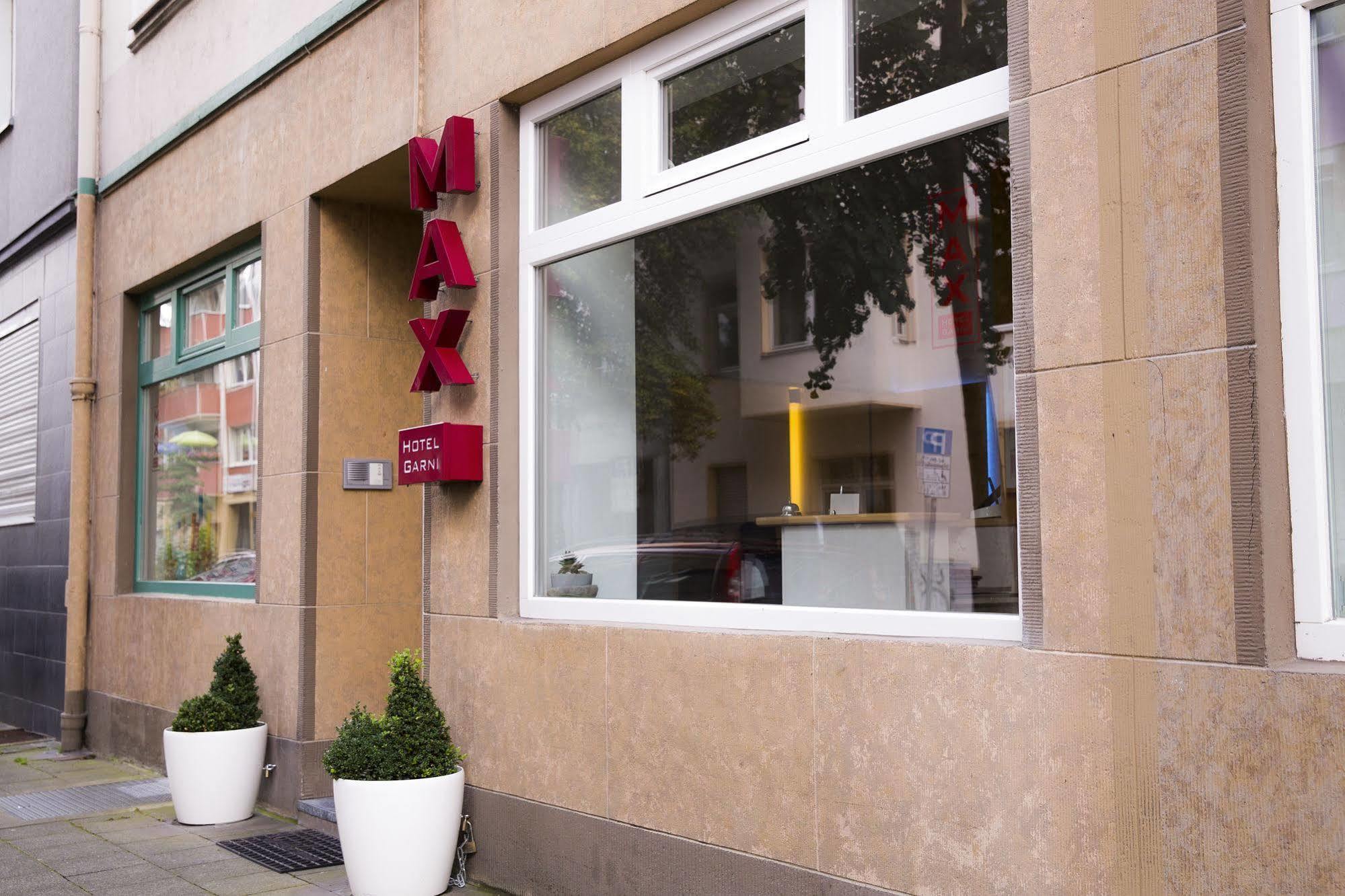 Max Self-check-in Hotel 3*