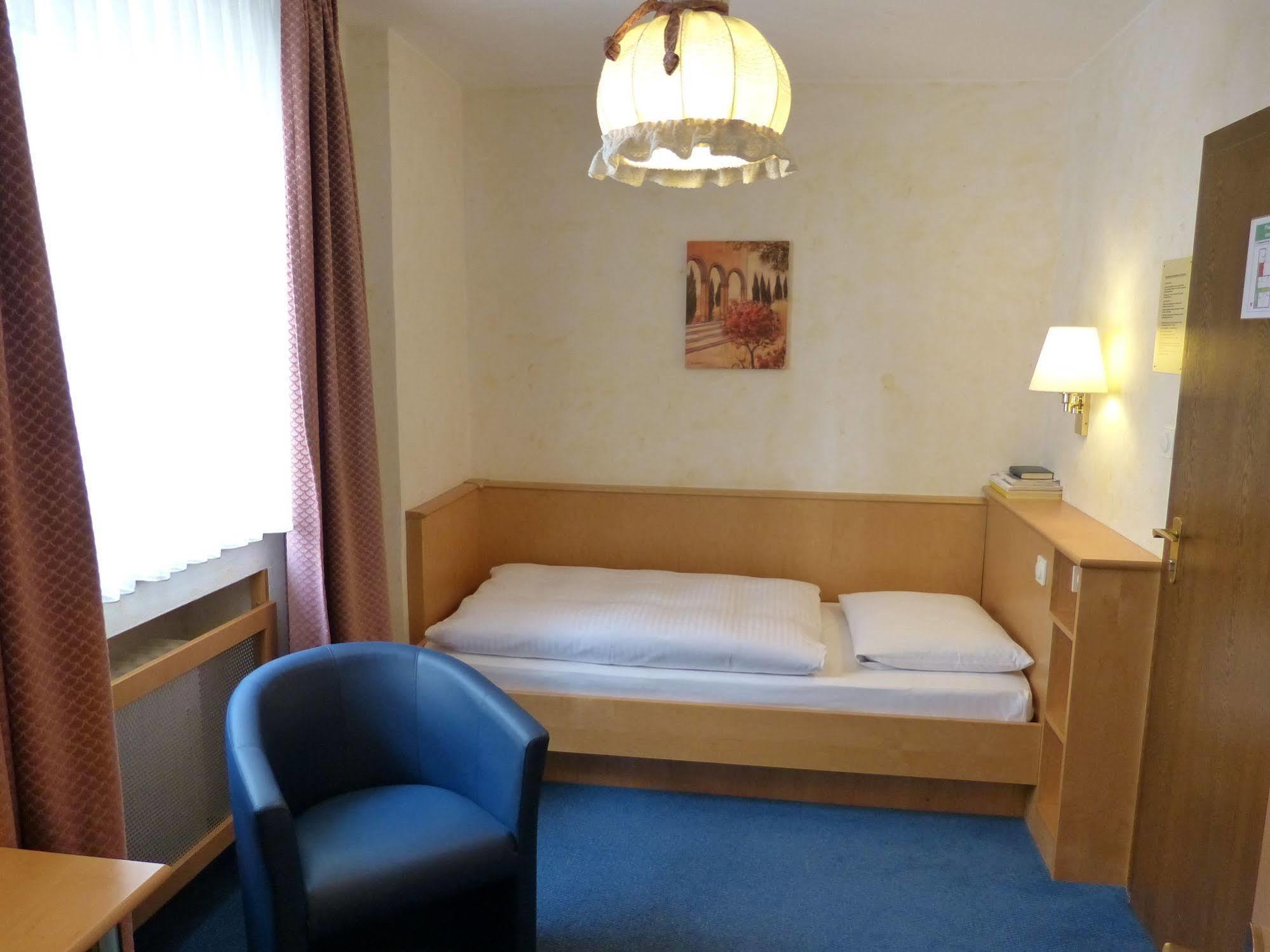 Wurms Düsseldorf