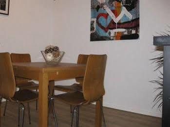 Wohnung7 *