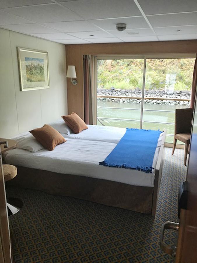 Fairtours Hotelschiff Aurelia**** Botel