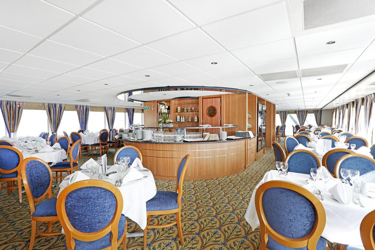 Fairtours Hotelschiff Aurelia**** * Dusseldorf