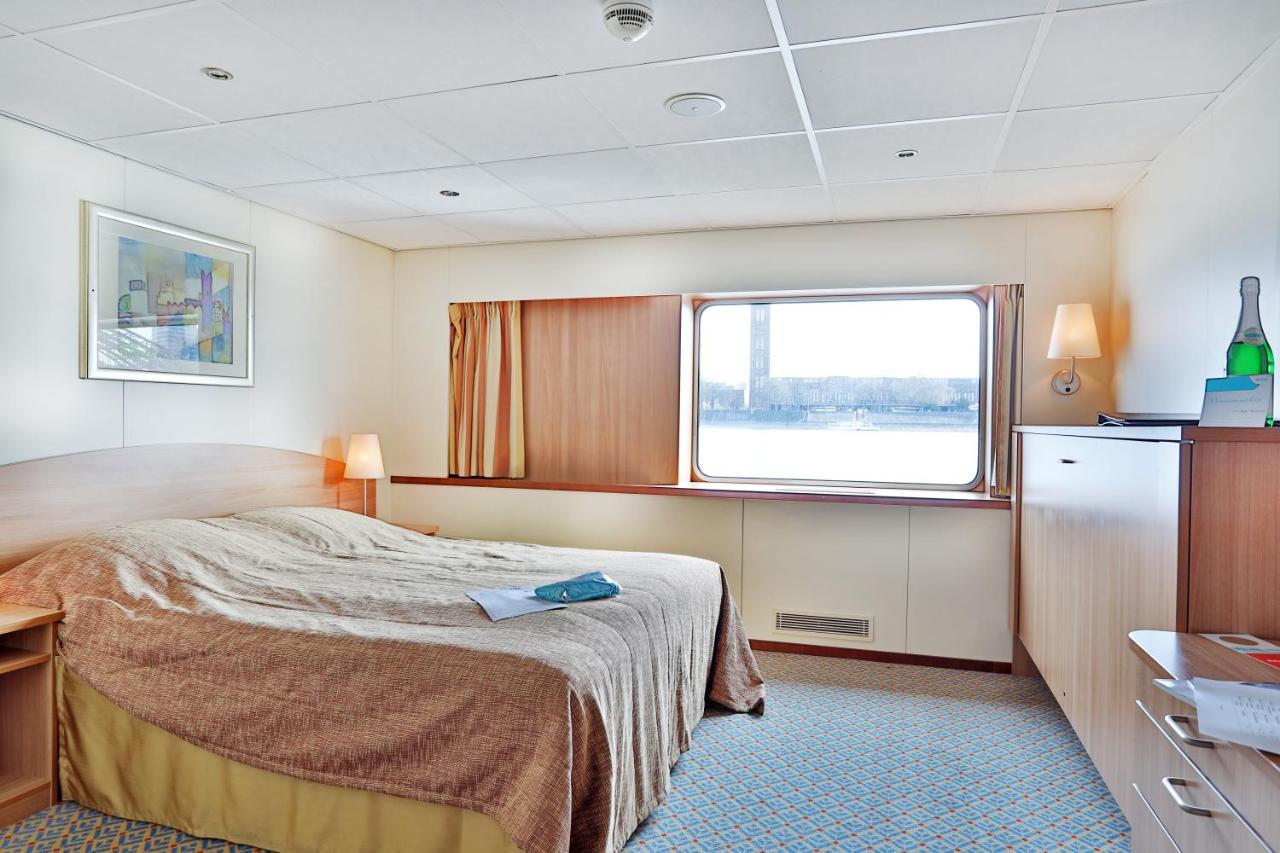 Botel Fairtours Hotelschiff Aurelia**** Dusseldorf