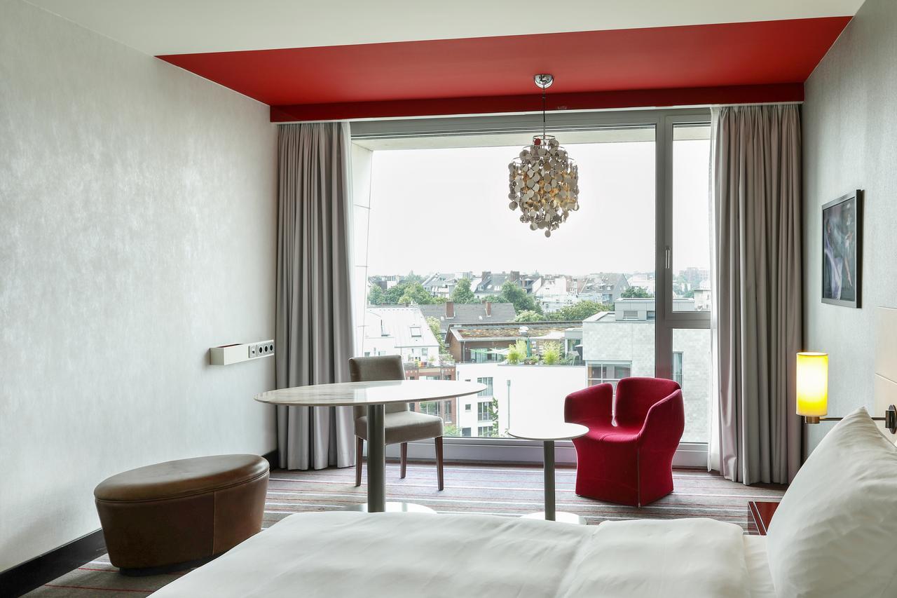 Radisson Blu Media Harbour Hotel, 4* Düsseldorf