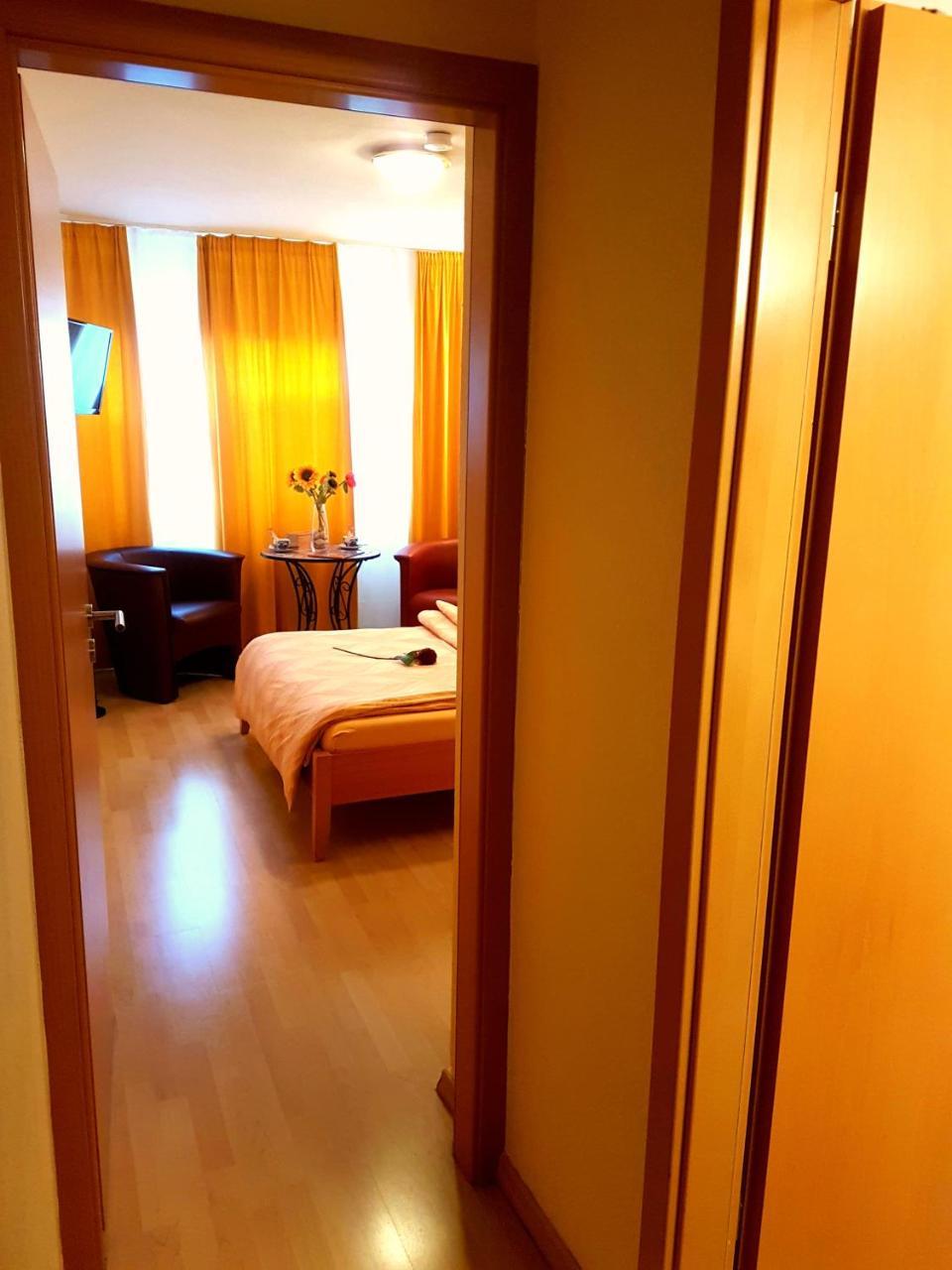 Hotel The Soho Altstadt Self Check In