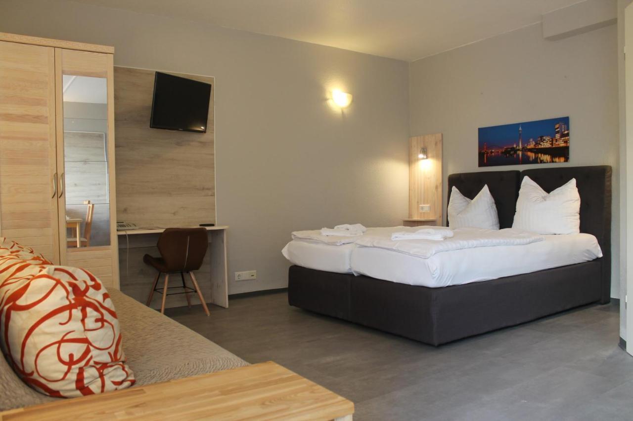 City Lounge Hotel 3*