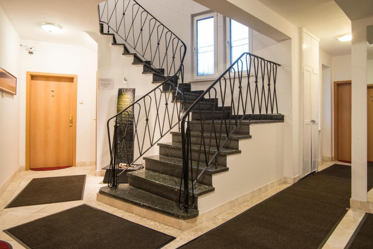 Center Apartment