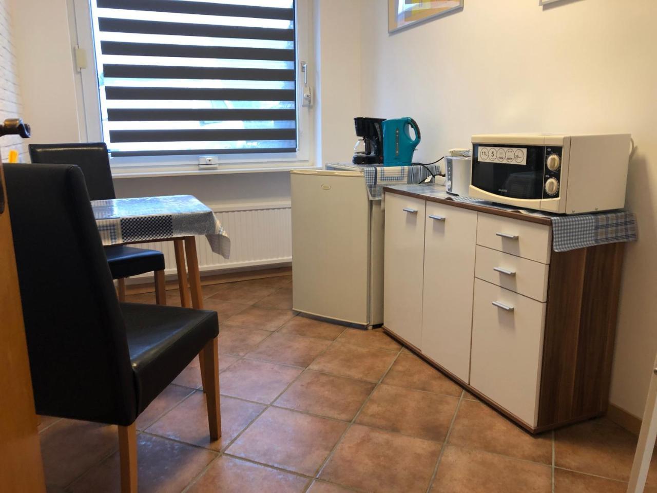 Guest house Messezimmer 4u 3*