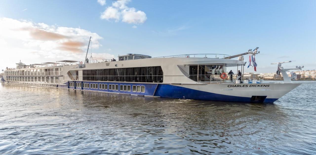 Botel Select Ms Charles Dickens - Dusseldorf