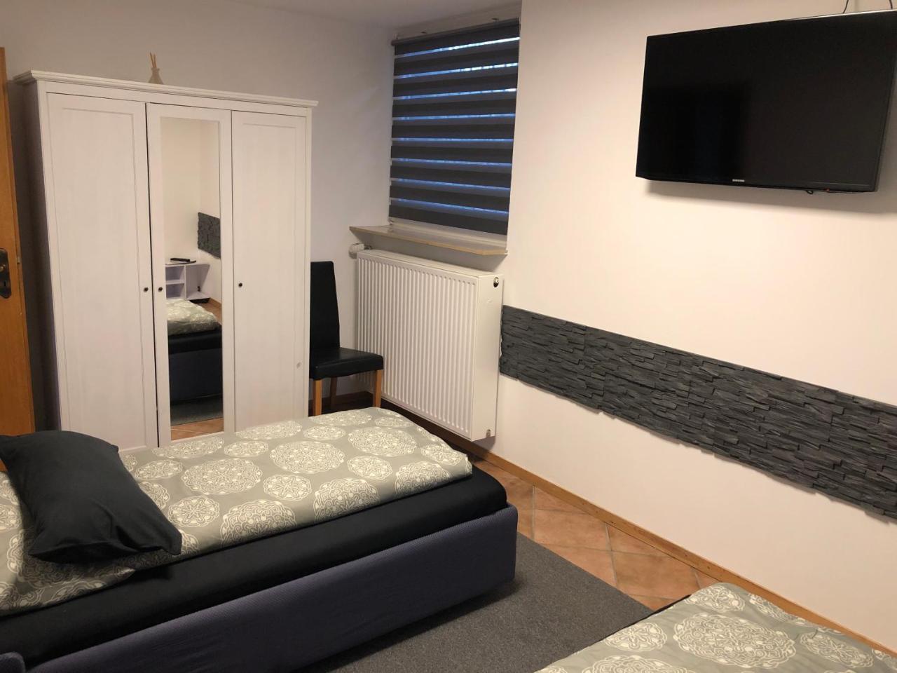 Messezimmer 4u 3* Dusseldorf