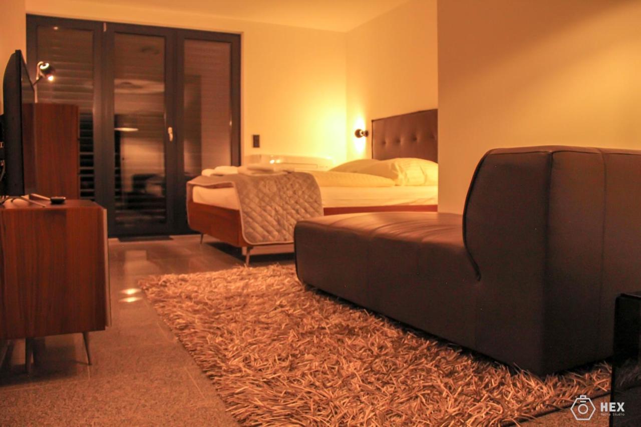 Bluestone Boarding 4* Dusseldorf