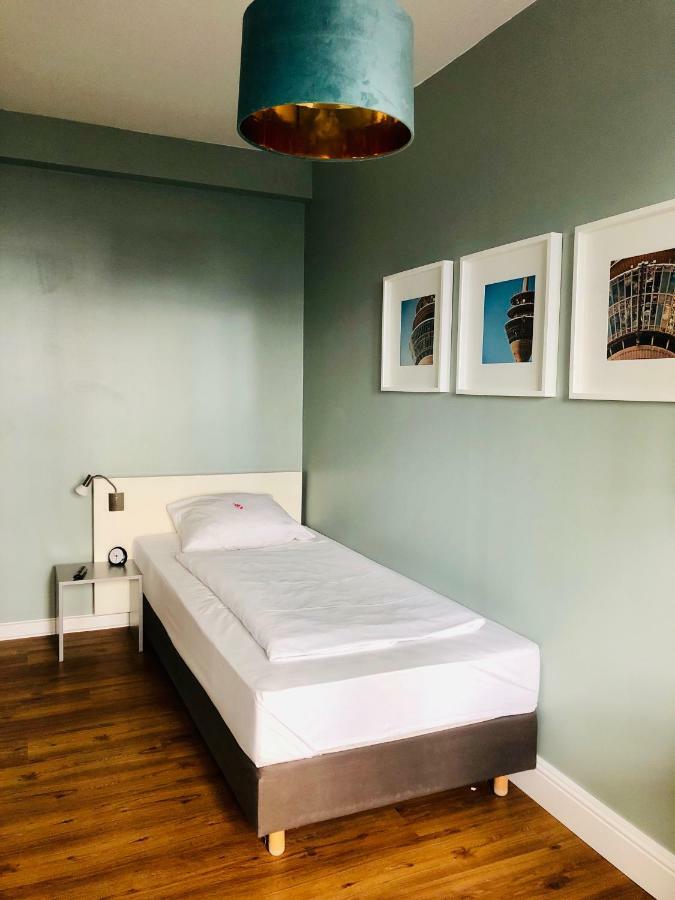 Max Self-check-in 3* Düsseldorf