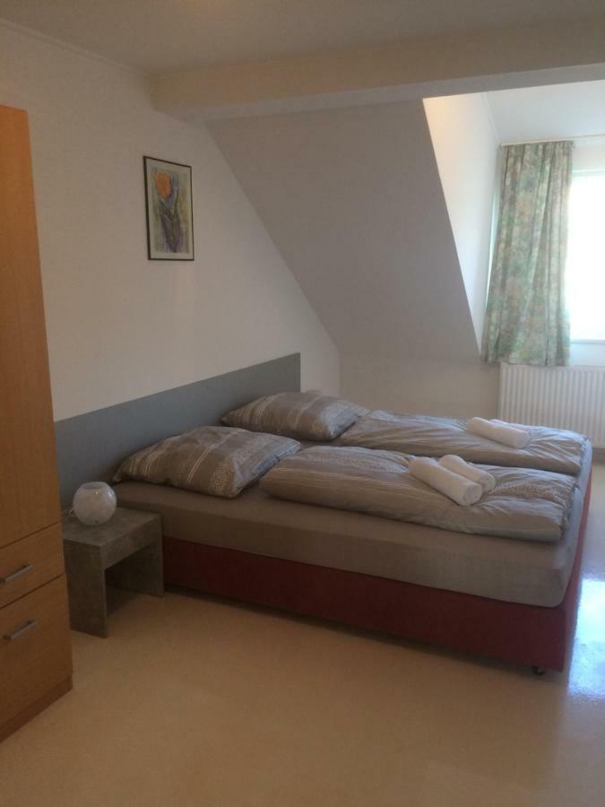 Messe & Ferien Appartement *