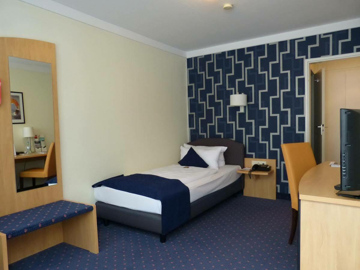 Hotel Trip Uebachs Dusseldorf