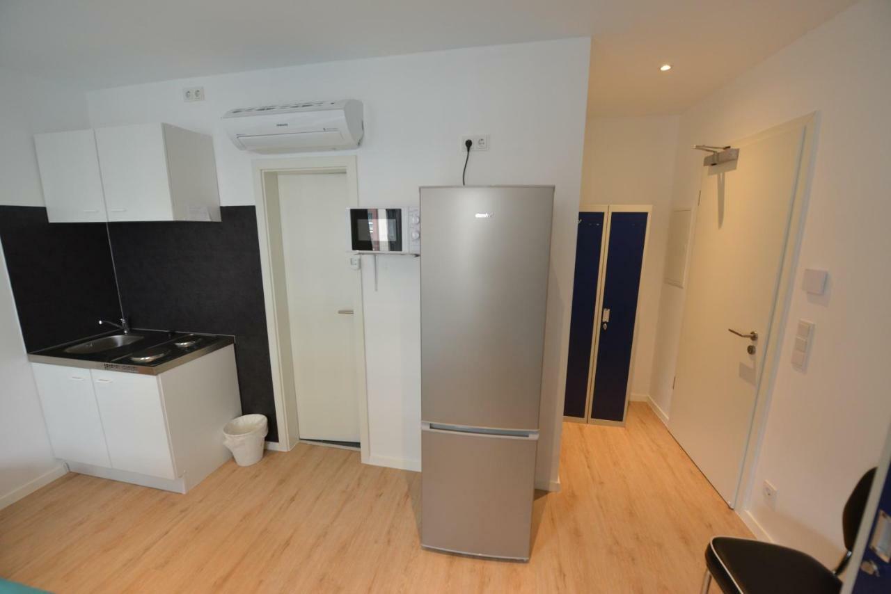 Studio-apartment Am Wehrhahn 38 Dusseldorf
