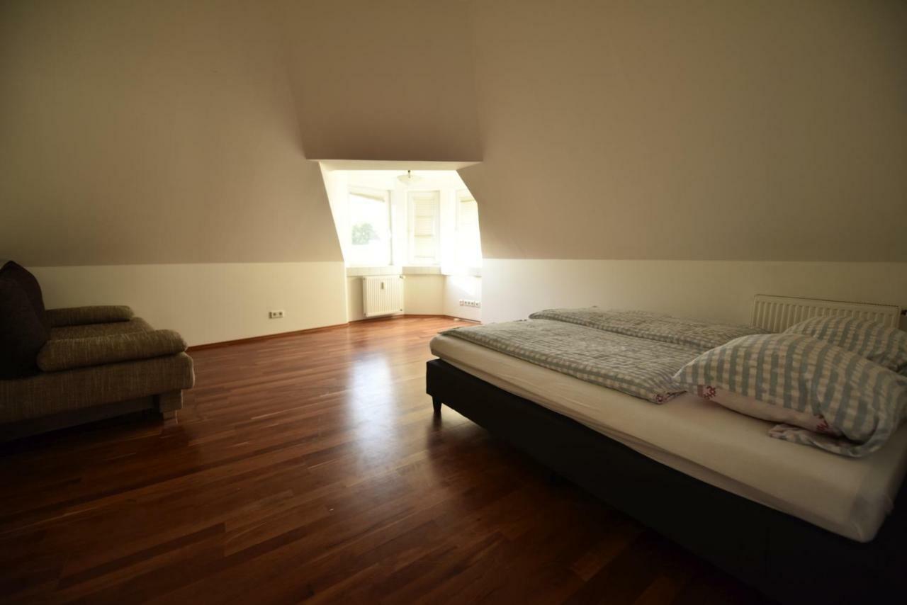 Liliencronstrasse Apartment