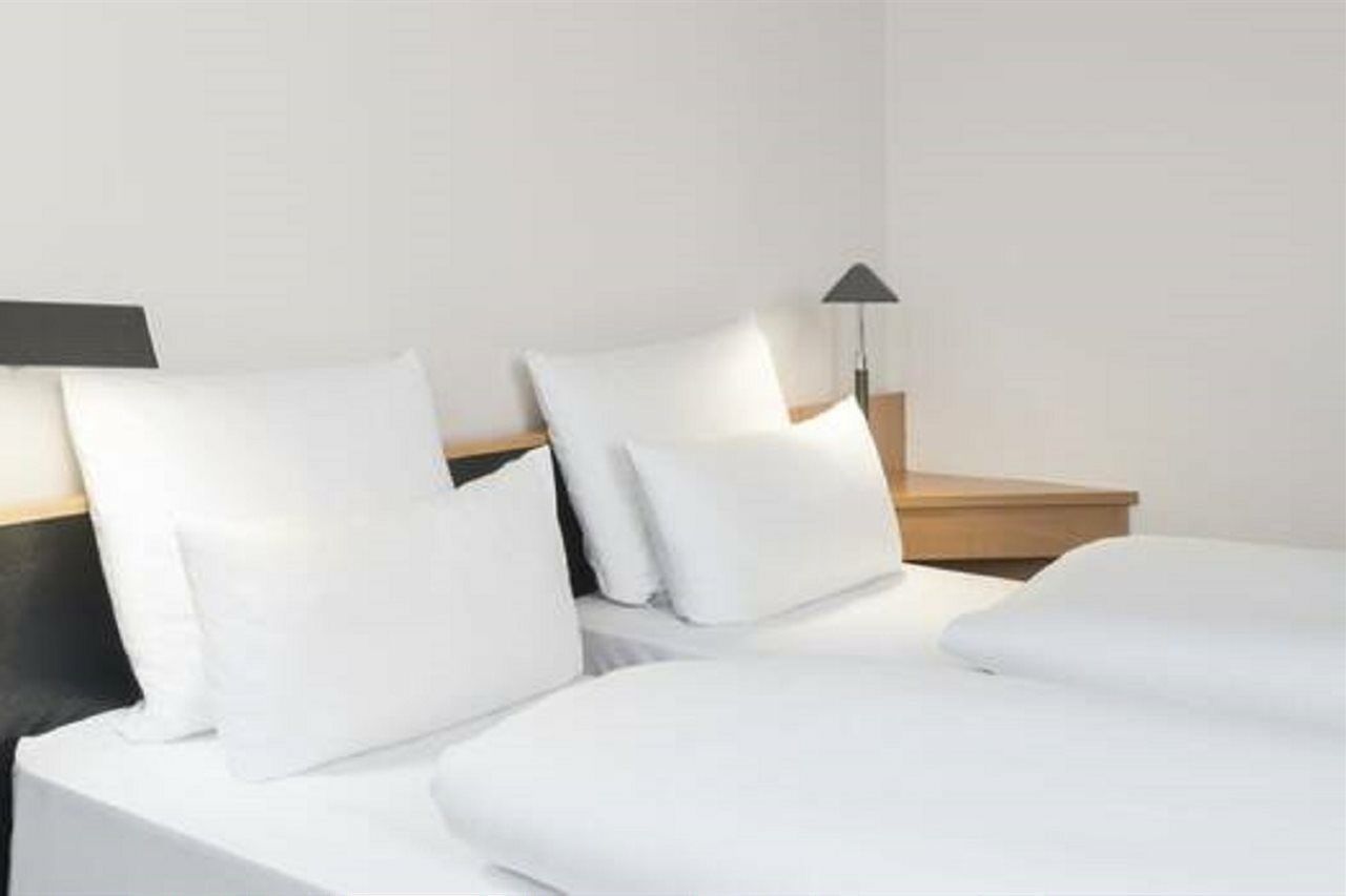Nh City Hotel 4*