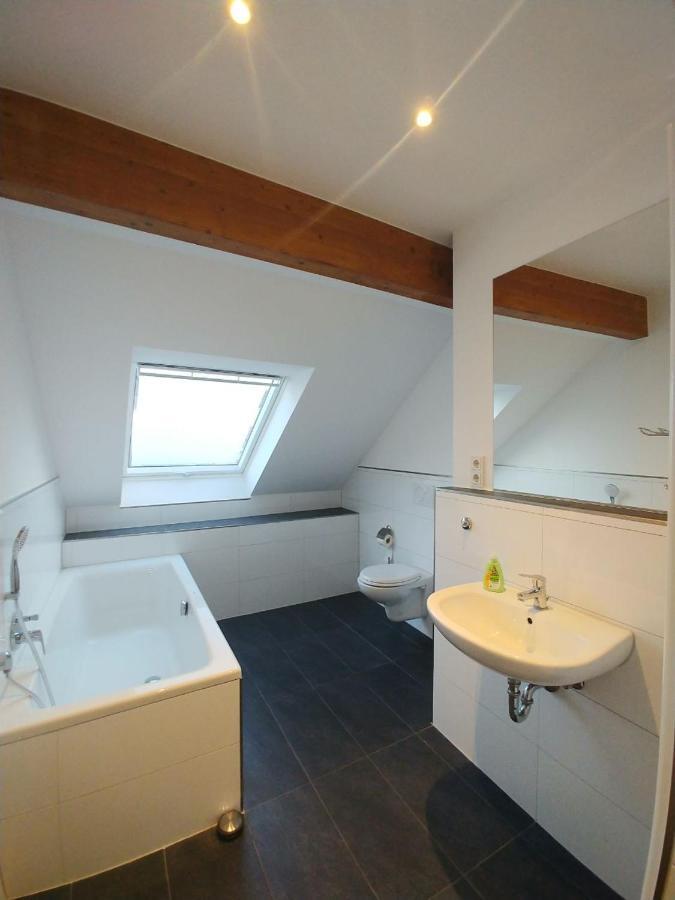 Studio-apartment Am Wehrhahn 38 *