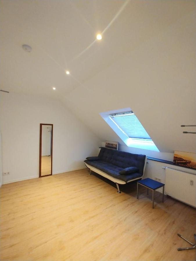 Studio-apartment Am Wehrhahn 38 *