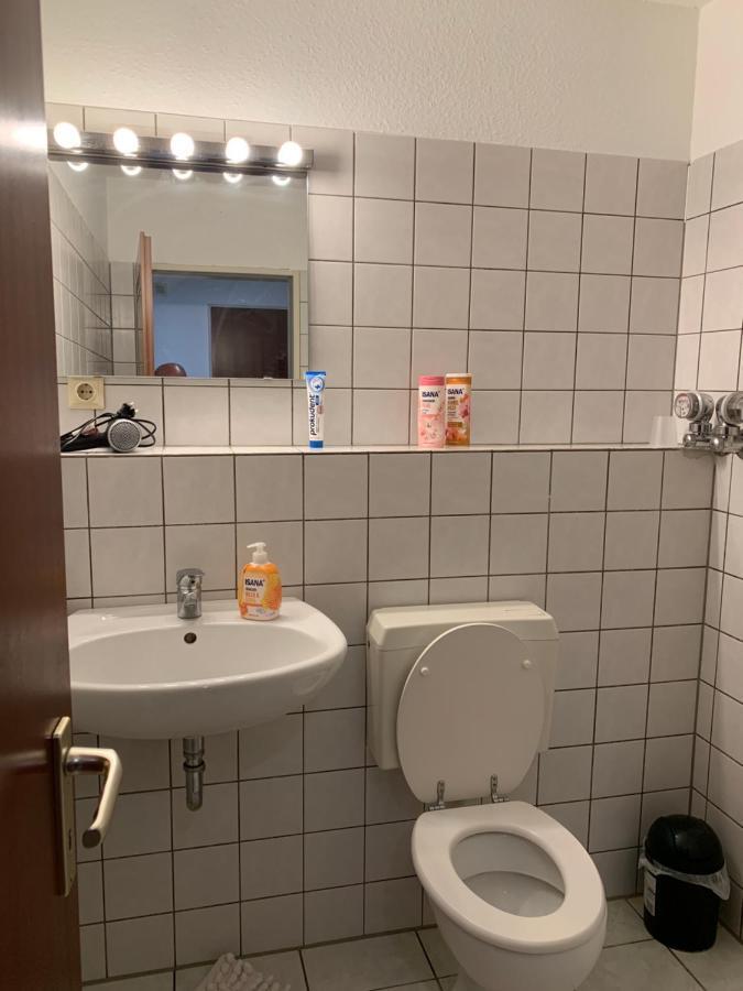 Near University Hospital In Apartment Dusseldorf