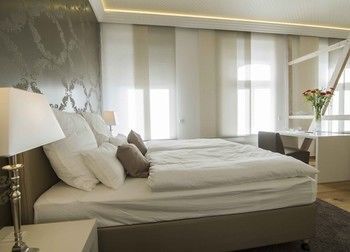 Helvetia Aparthotel 4*