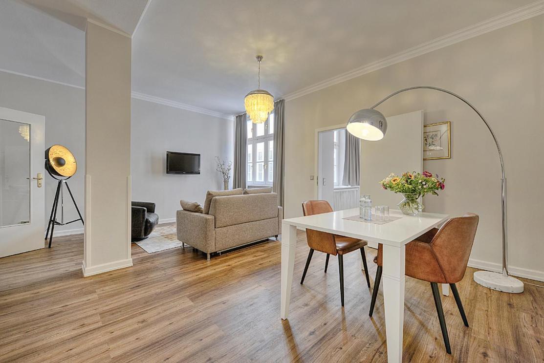 Aparthotel Living Am Carlsplatz 4*