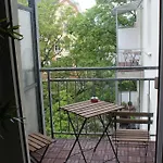 Apartment Modern Huettenstrasse