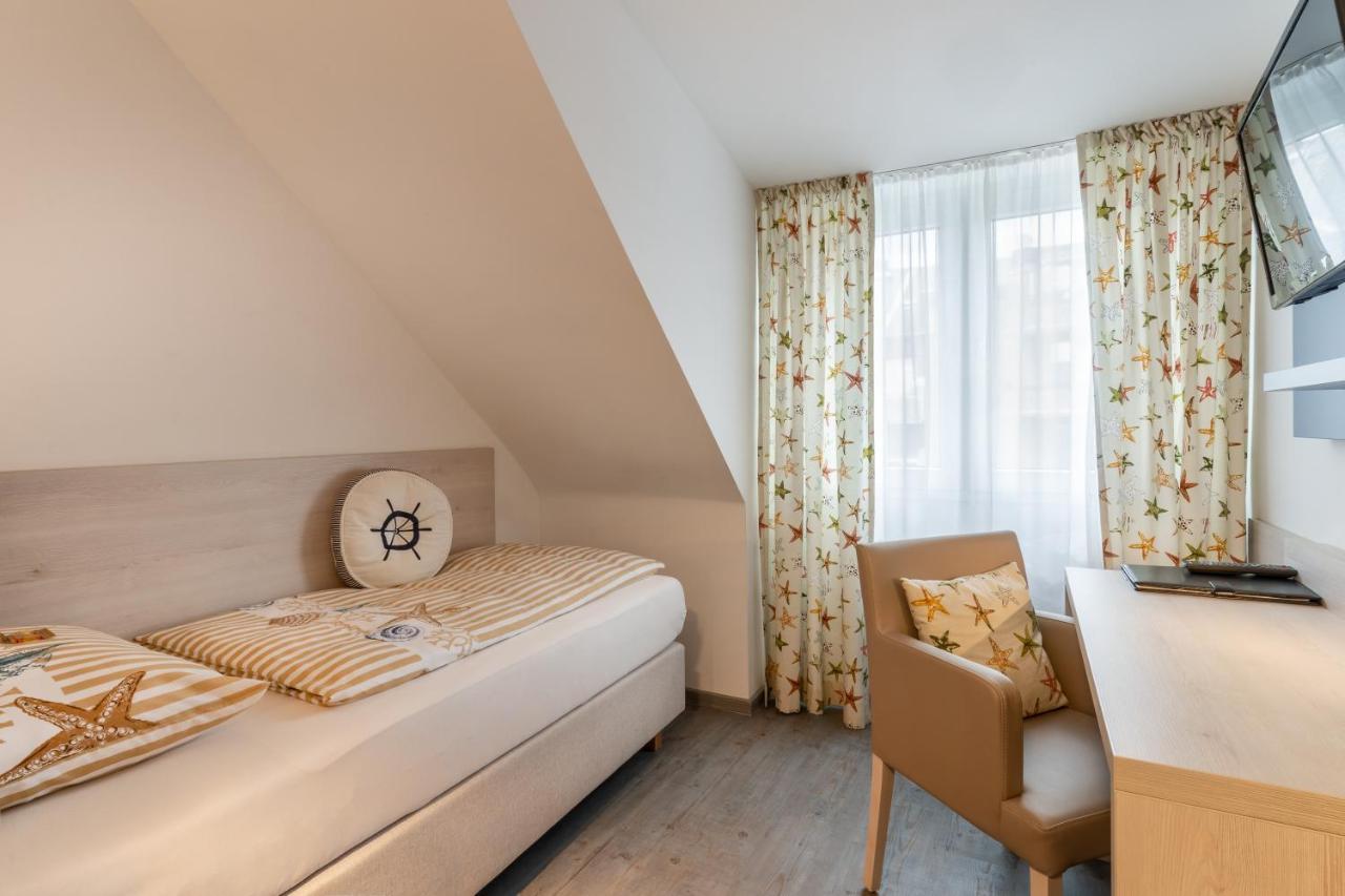 Arosa Oberkassel 3*