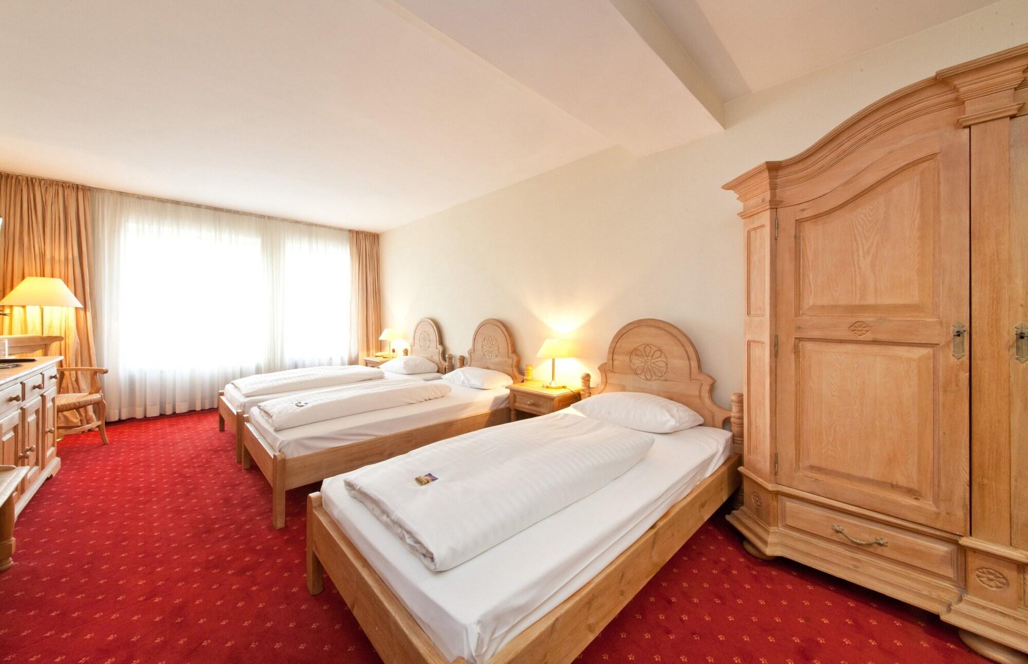 Novum Madison Hauptbahnhof 4*