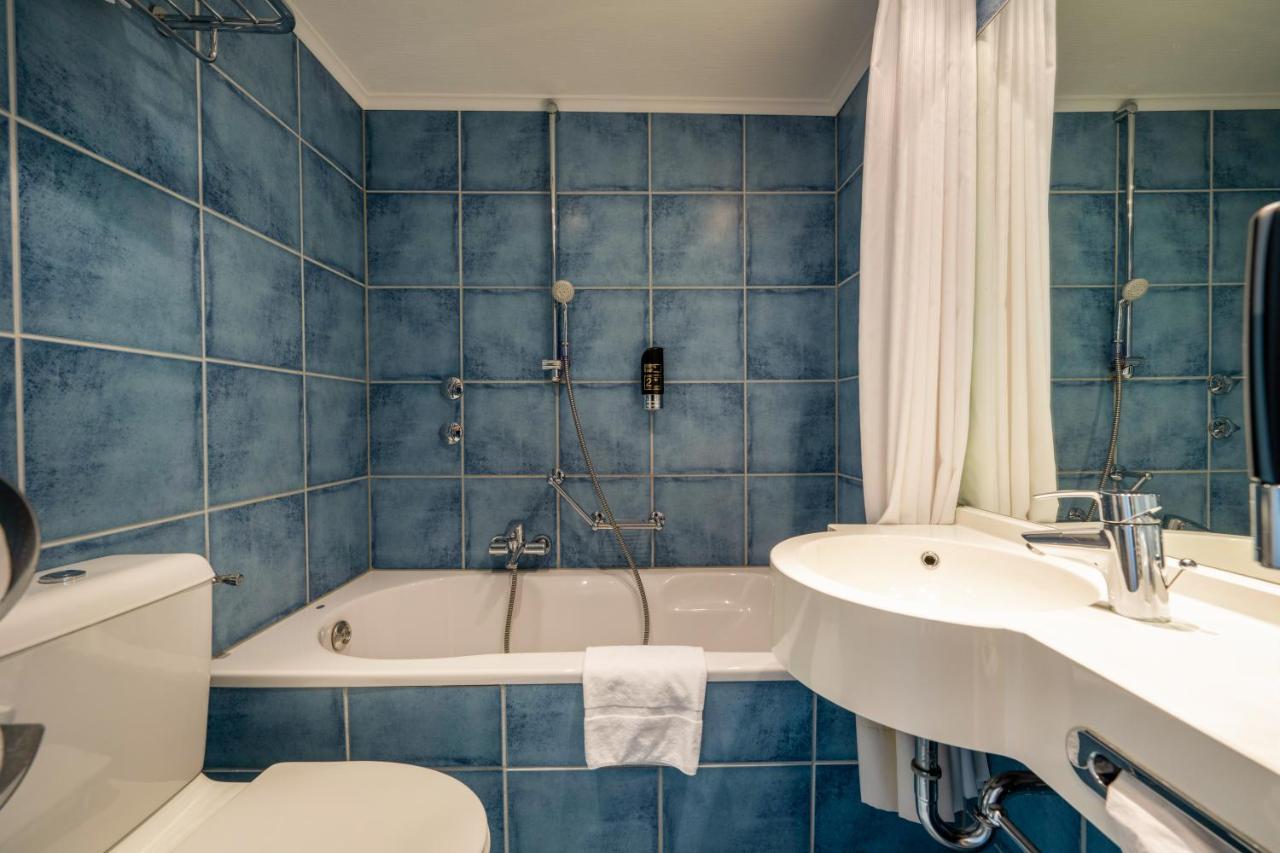 Arosa Oberkassel 3*