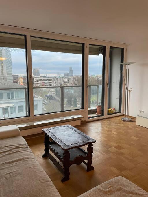 Apartment Kaiserloft Zentral Nahe Messe *