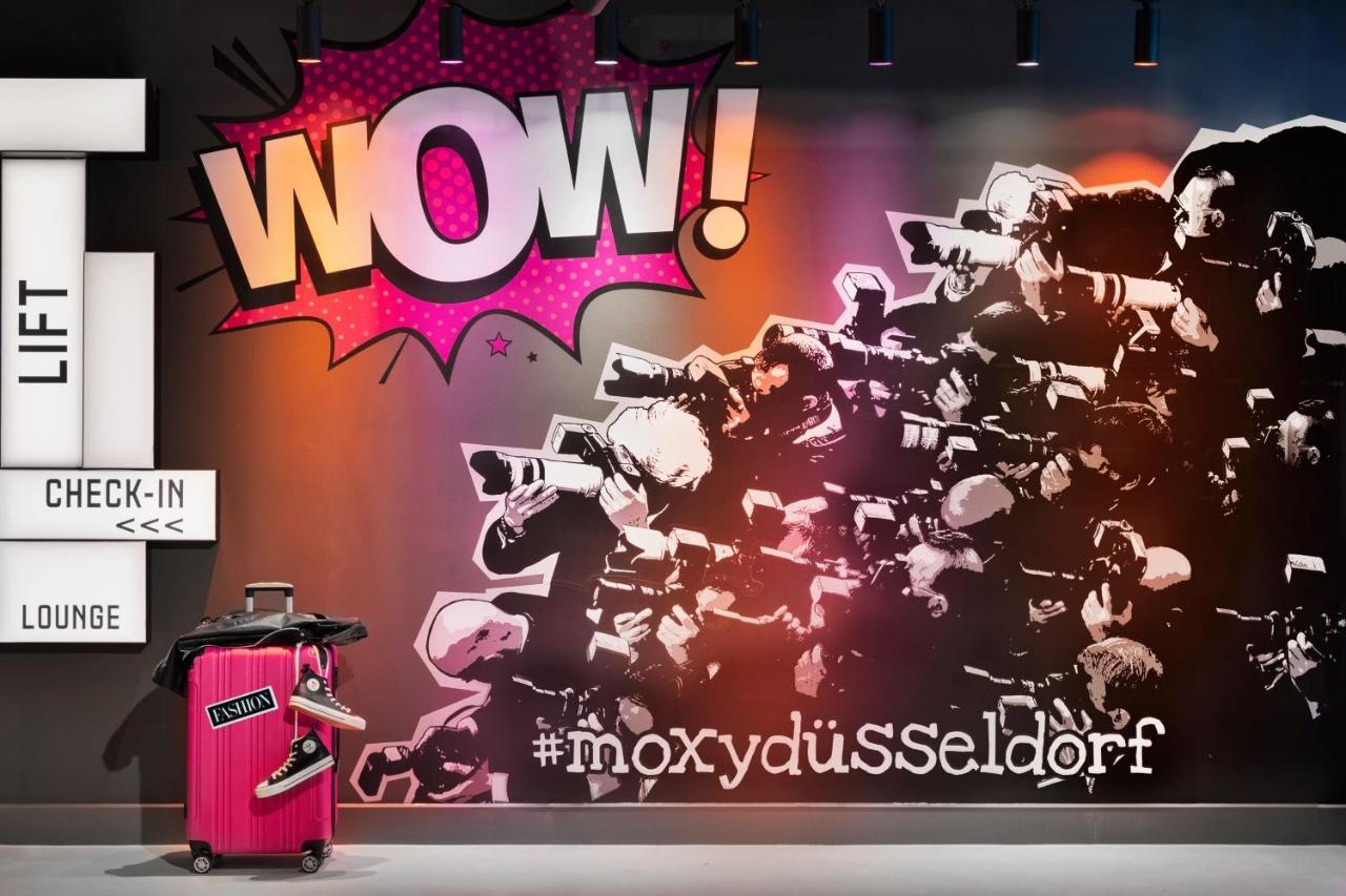 Moxy 3*