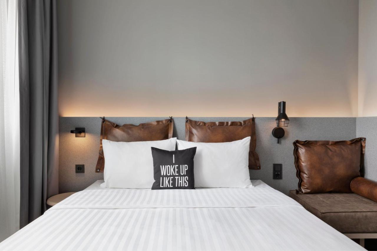 Moxy Hotel 3*