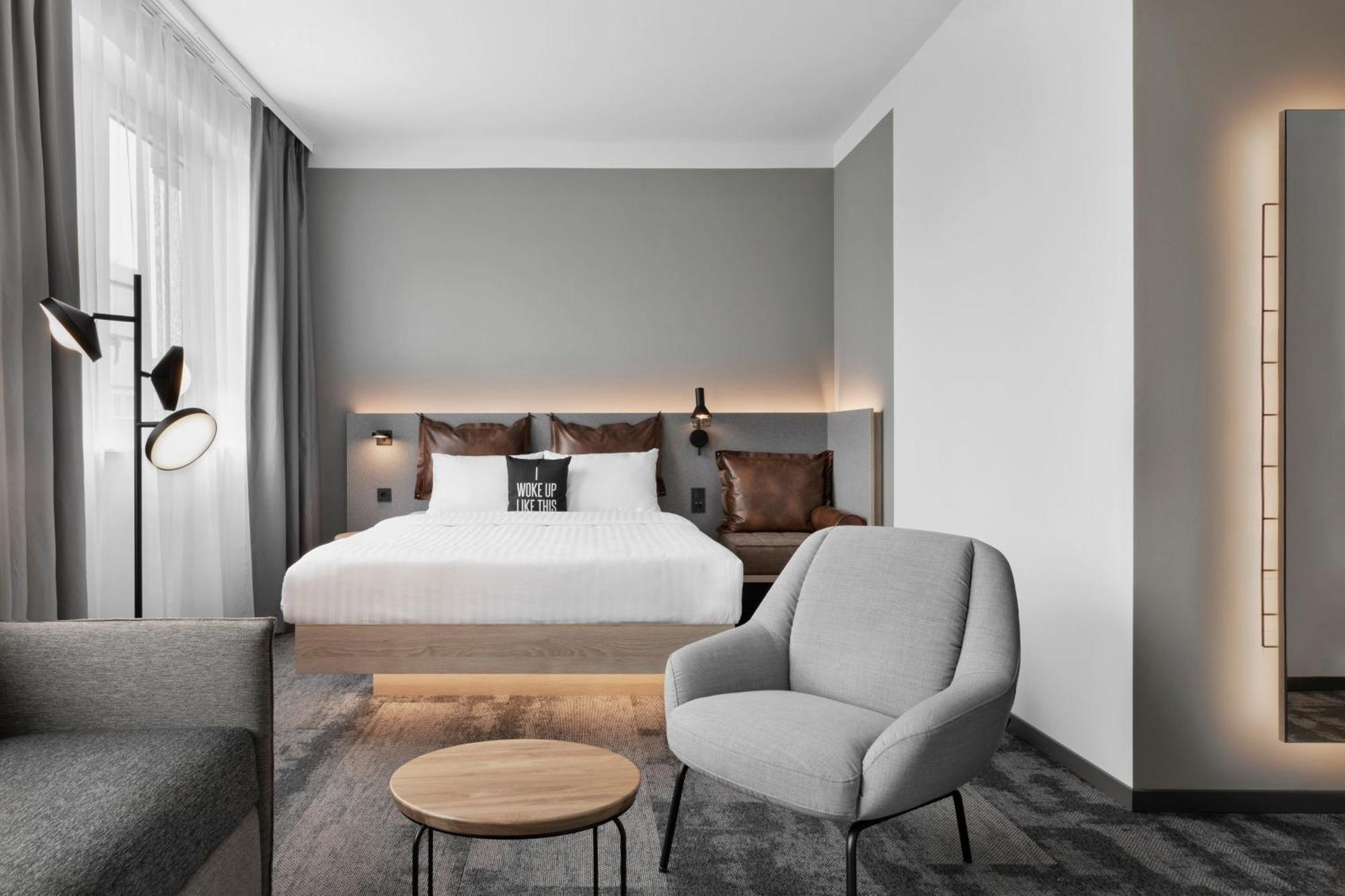 Hotel Moxy 3*