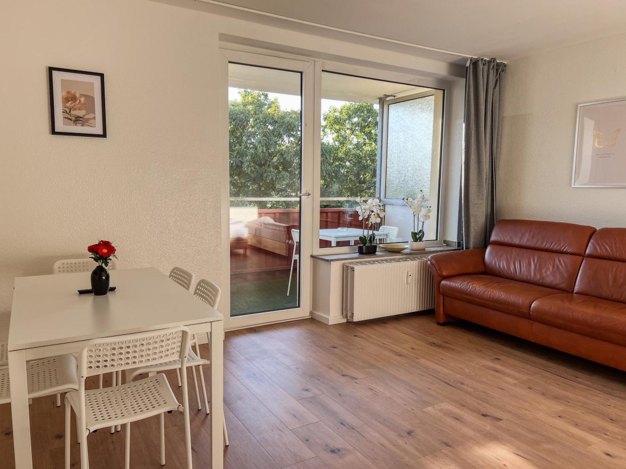 T&k - - 3 With Private Parking 7min Fair And Airport Dus Appartement Düsseldorf