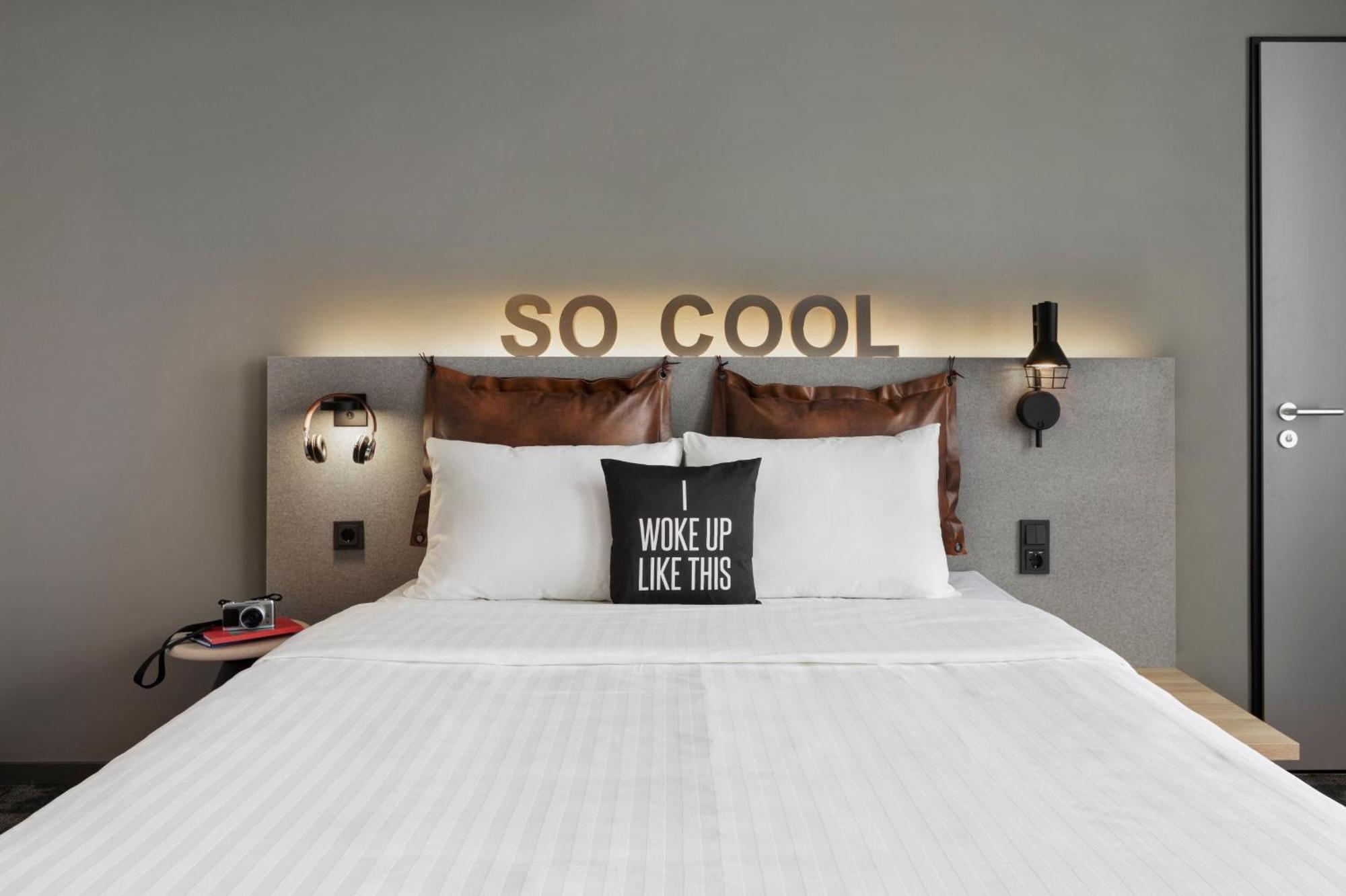 Moxy Hotel 3*