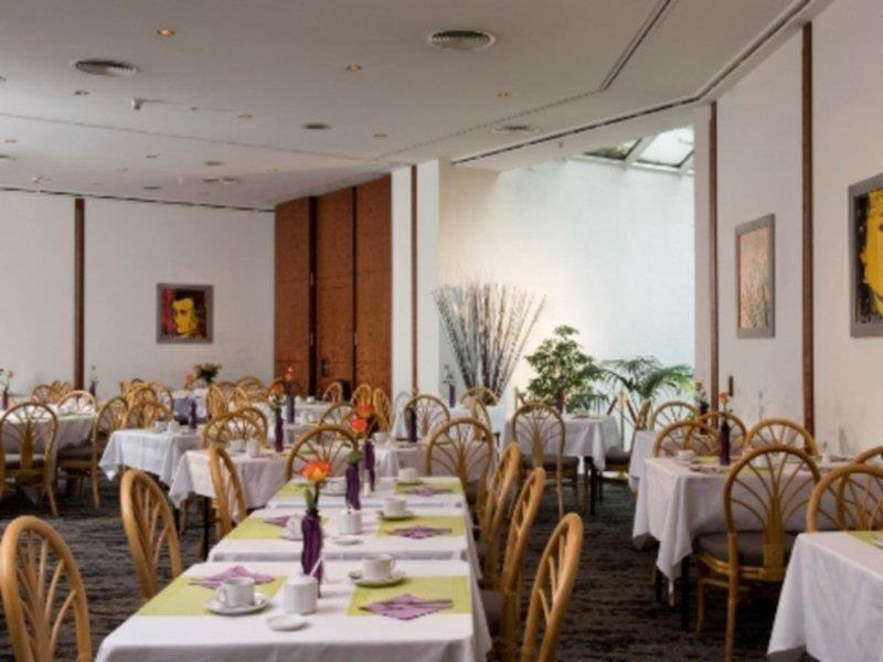 Novum Madison Hauptbahnhof Hotel