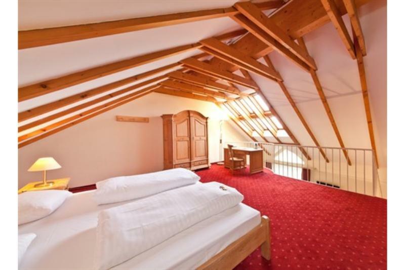Novum Madison Hauptbahnhof 4*