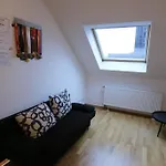 Charming Home Away: Close To Dusseldorf Messe