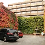 Hotel Moon