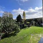 Cozy Apartment With Excellent Transport Links To Old Town, Main Station And Trade Fair